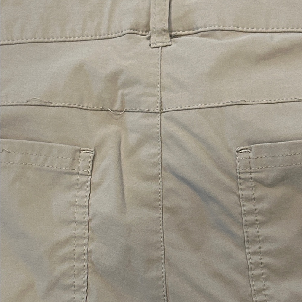 Gerry Women’s Khaki Pants Size L – 36” Waist, Casual Outdoor Style - Picture 6 of 6